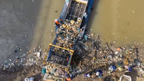 PLAN-B NET ZERO, everwave Link Energy Tariffs to River Plastic Cleanup